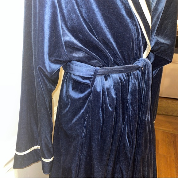Woman’s Robe Velvet Vintage Cinema Etoile Dressing Gown Women’s Robe sz L Robe - Picture 5 of 16